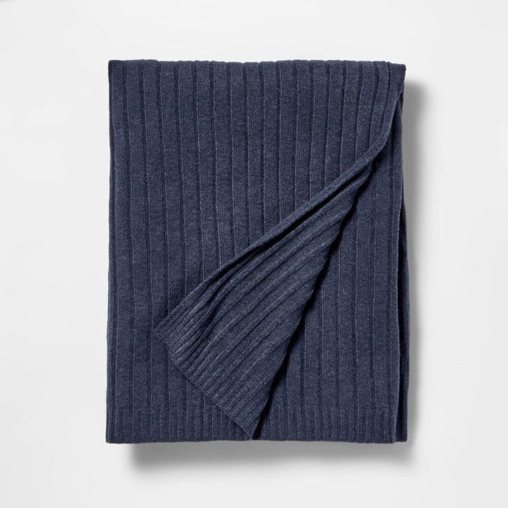 Plush Ribbed Knit Throw Blanket - Navy